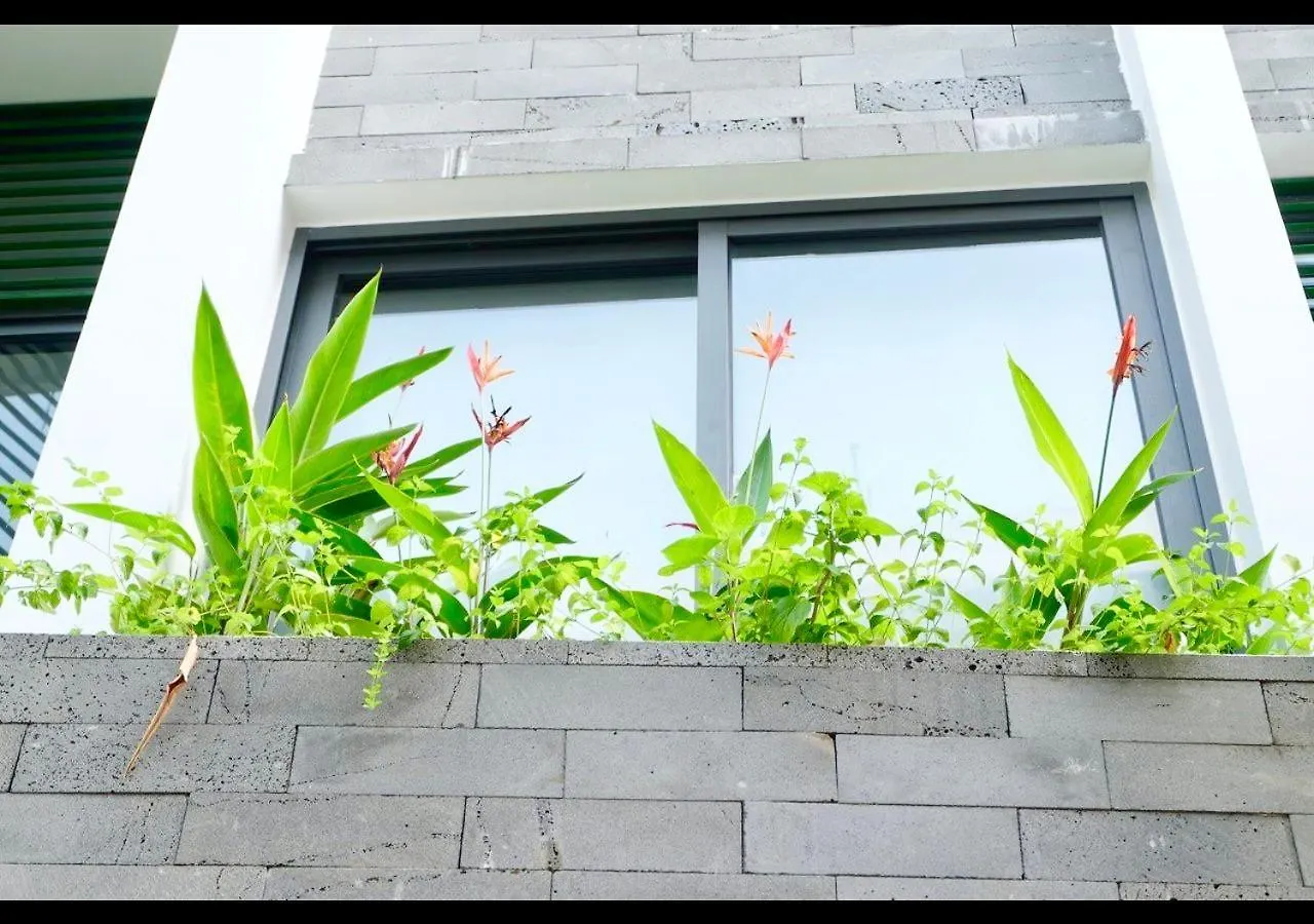 6 Bedroom House - Best Location - 5Mins My Khe Beach Da Nang 0*,