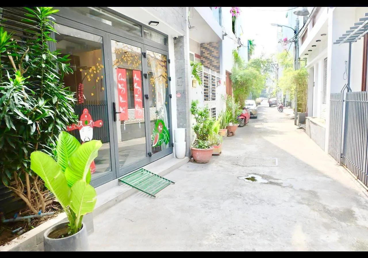 6 Bedroom House - Best Location - 5Mins My Khe Beach Da Nang