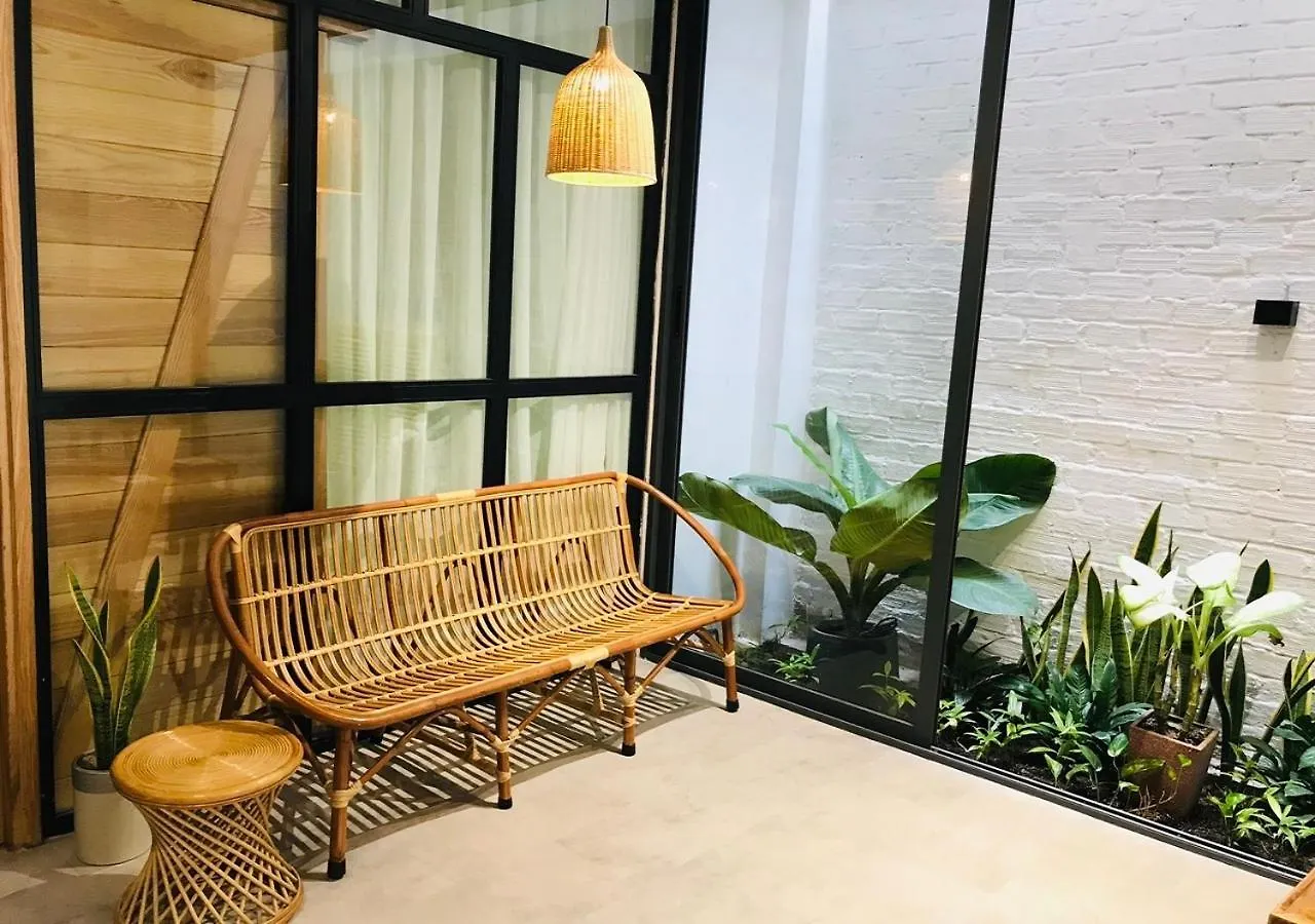 Holiday home 6 Bedroom House - Best Location - 5Mins My Khe Beach Da Nang Vietnam